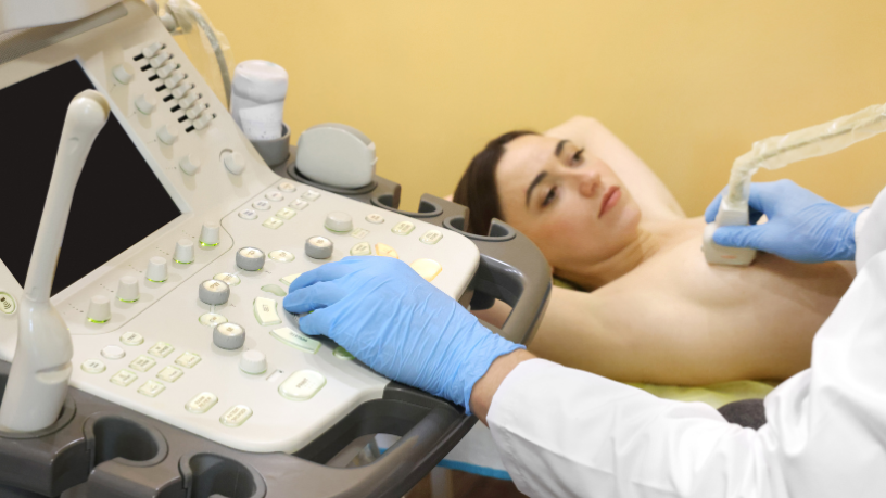 No artigo, Vinicius Tadeu Sattin Rodrigues explica como o rastreamento mamário inteligente e a mamografia fortalecem a prevenção e ampliam as chances de diagnóstico precoce do câncer.